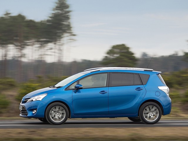 Toyota Verso Foto 12