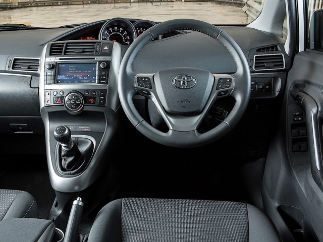 Toyota Verso Foto 44