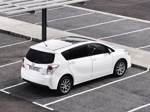 Toyota Verso Foto 17