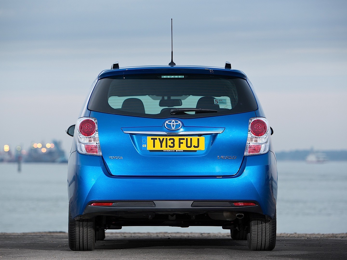 Toyota Verso photo 39