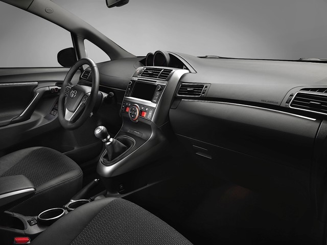 Toyota Verso Foto 47