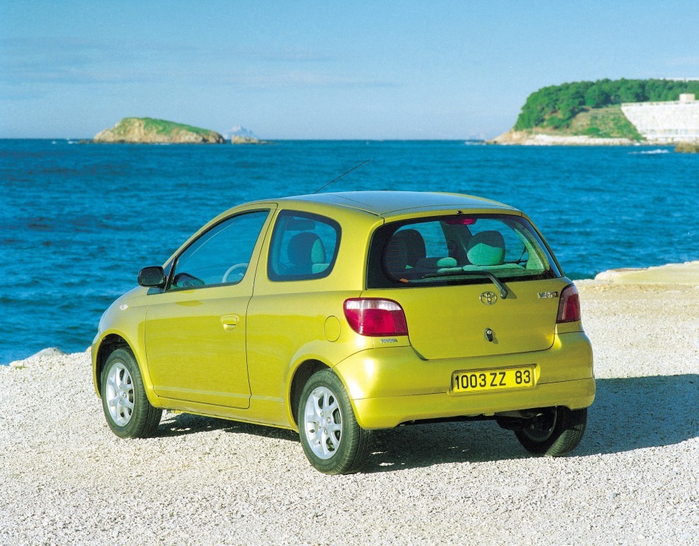 Toyota Yaris 3 Doors photo 16