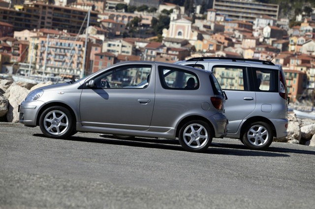 Toyota Yaris 3 Doors photo 19