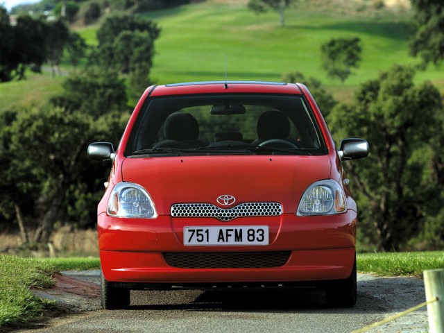 Toyota Yaris 3 Doors photo 5