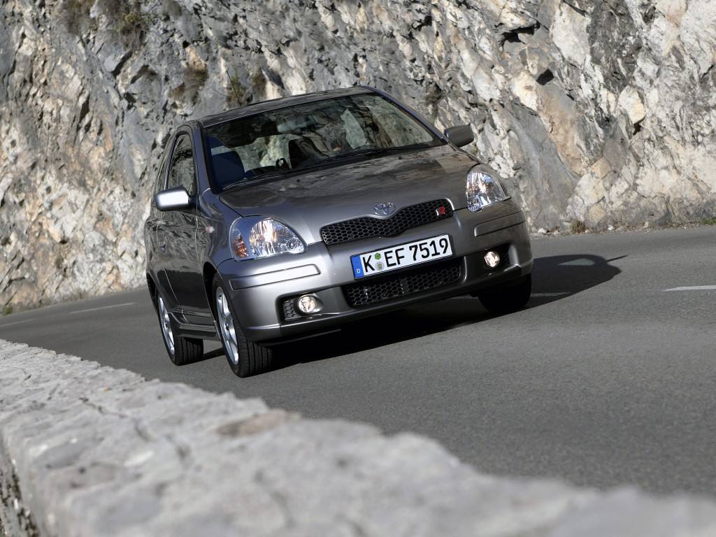 Toyota Yaris 3 Doors photo 15