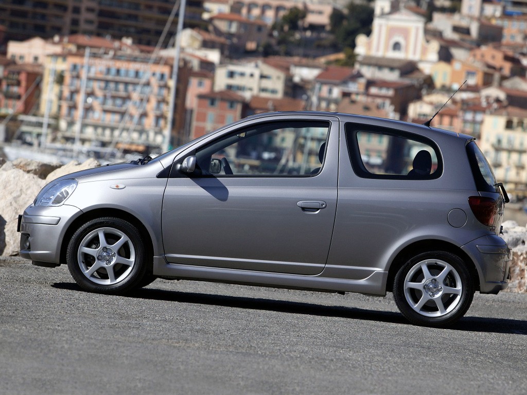 Toyota Yaris 3 Doors photo 17