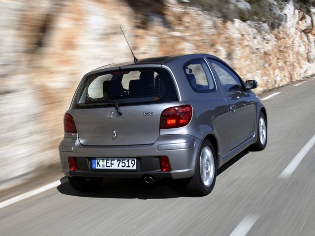 Toyota Yaris 3 Doors photo 21