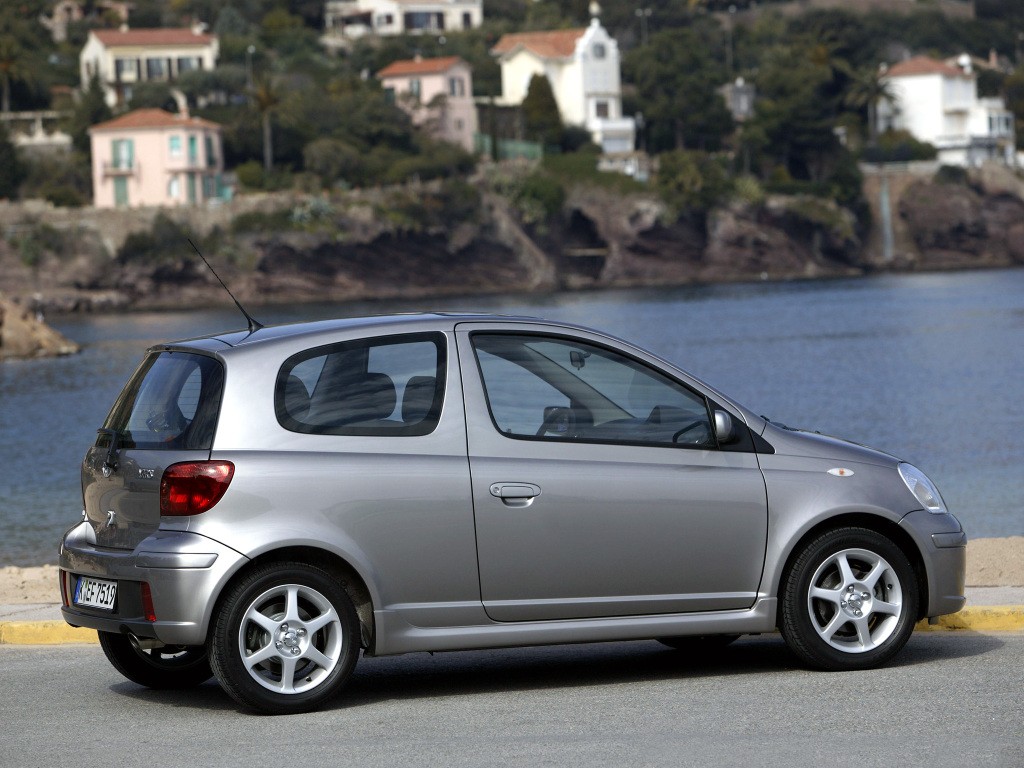 Toyota Yaris 3 Doors photo 8