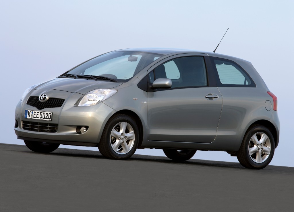 Toyota Yaris 3 Doors photo 9