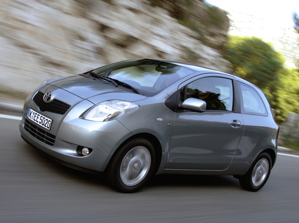 Toyota Yaris 3 Doors photo 11