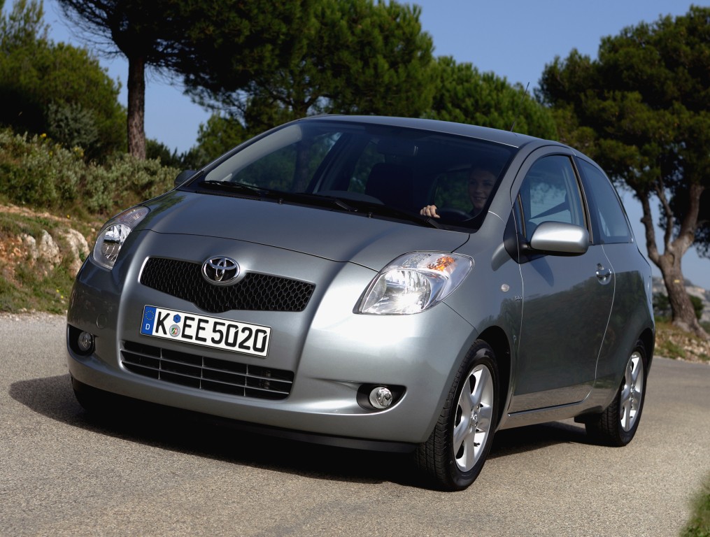 Toyota Yaris 3 Doors photo 12