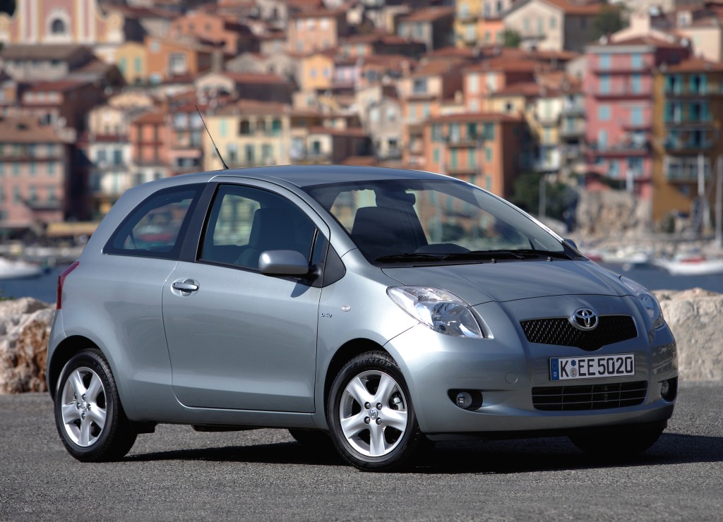 Toyota Yaris 3 Doors photo 14