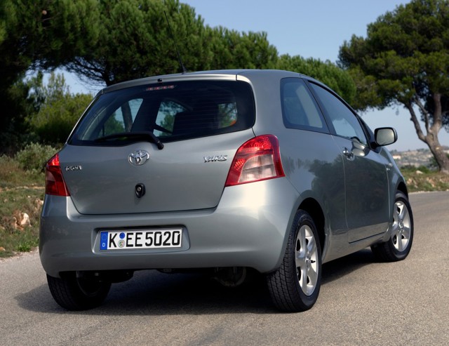Toyota Yaris 3 Doors photo 15