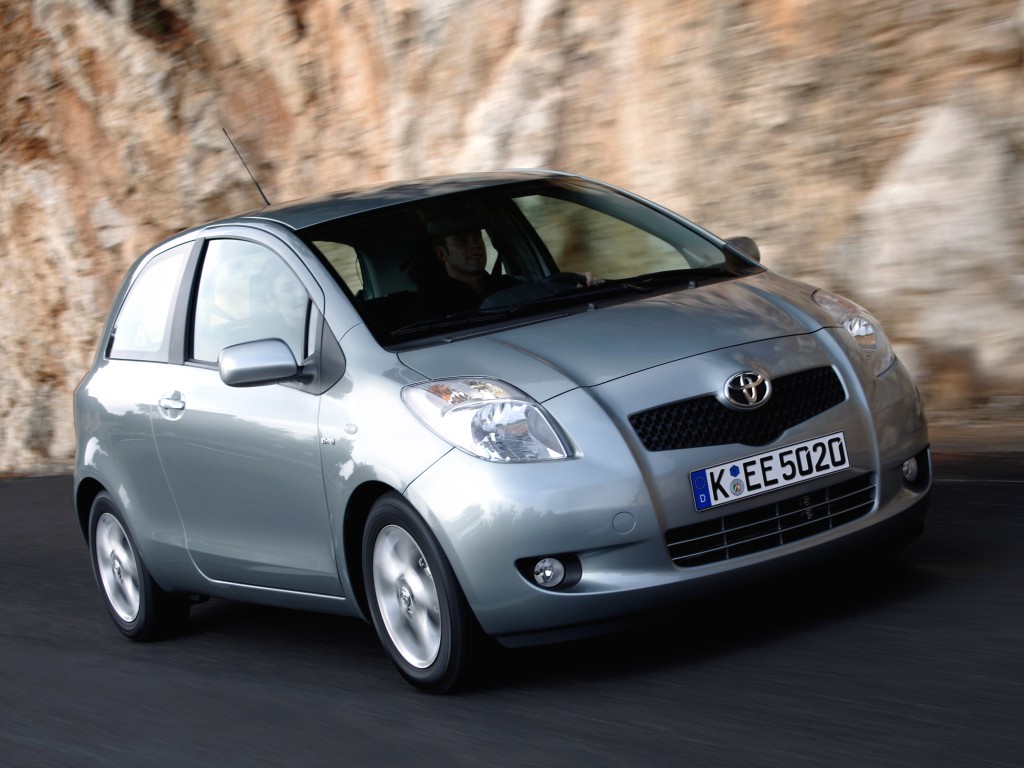 Toyota Yaris 3 Doors photo 20