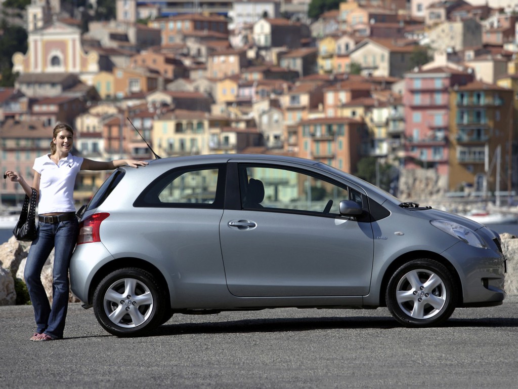 Toyota Yaris 3 Doors photo 6