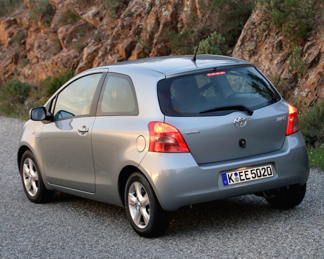 Toyota Yaris 3 Doors photo 8