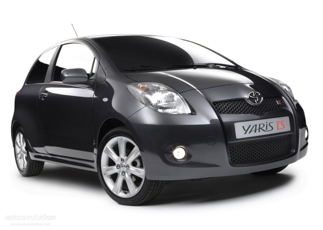 Toyota Yaris 3 Doors photo 1