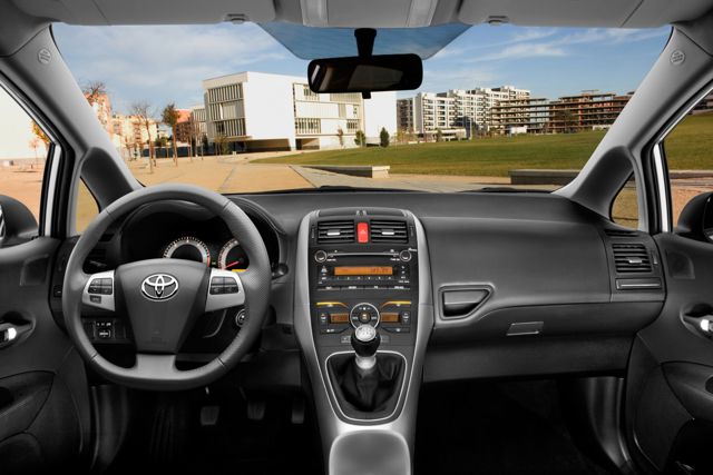 Toyota Yaris 3 Doors photo 26