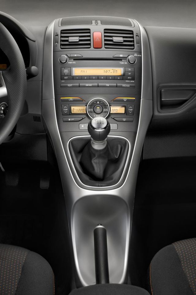 Toyota Yaris 3 Doors photo 27