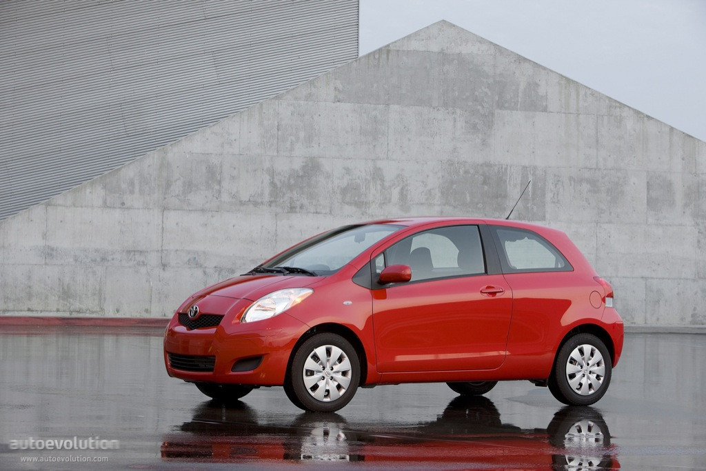 TOYOTA Yaris 3 Doors