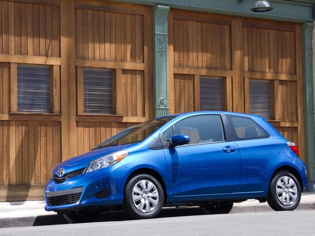 Toyota Yaris 3 Doors photo 13