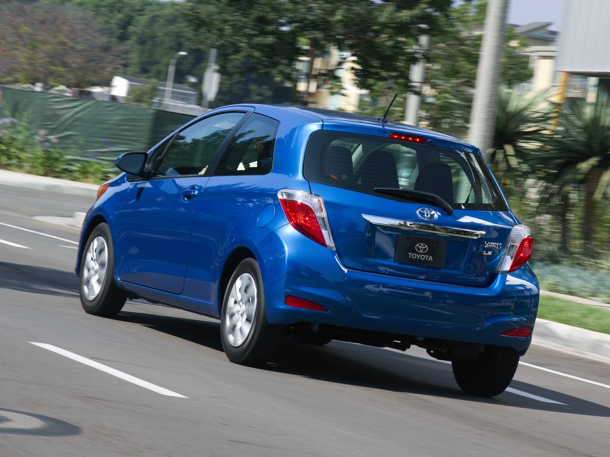 Toyota Yaris 3 Doors photo 16