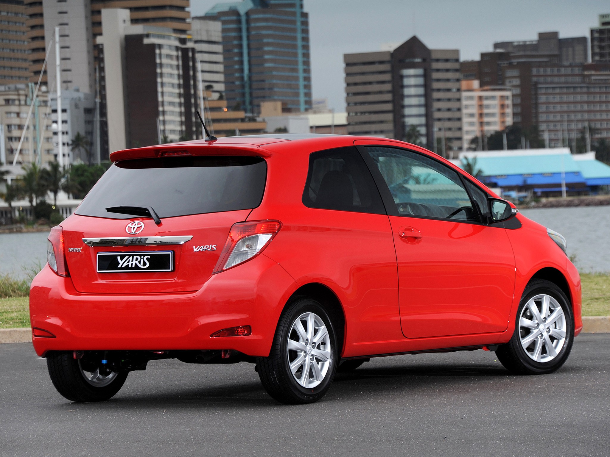 Toyota Yaris 3 Doors photo 24