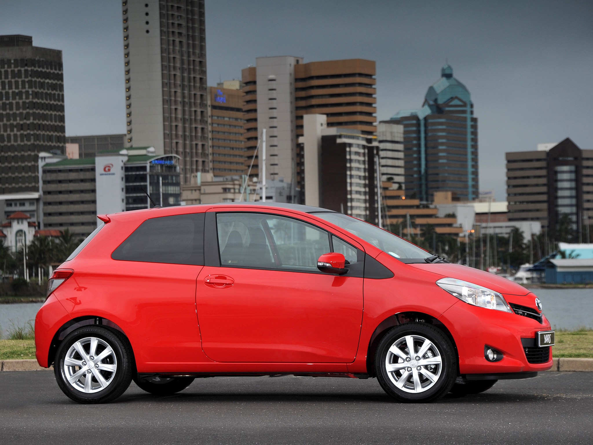 Toyota Yaris 3 Doors photo 25