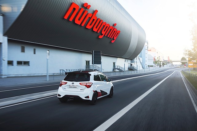 Toyota Yaris 3 Doors photo 6