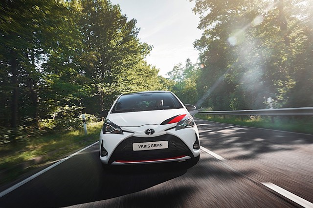 Toyota Yaris 3 Doors photo 7