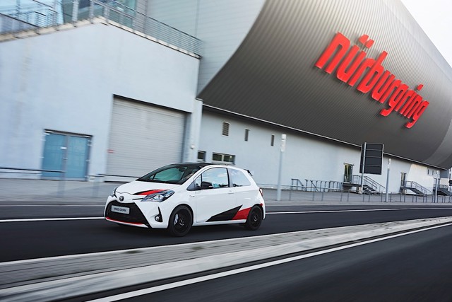 Toyota Yaris 3 Doors photo 11
