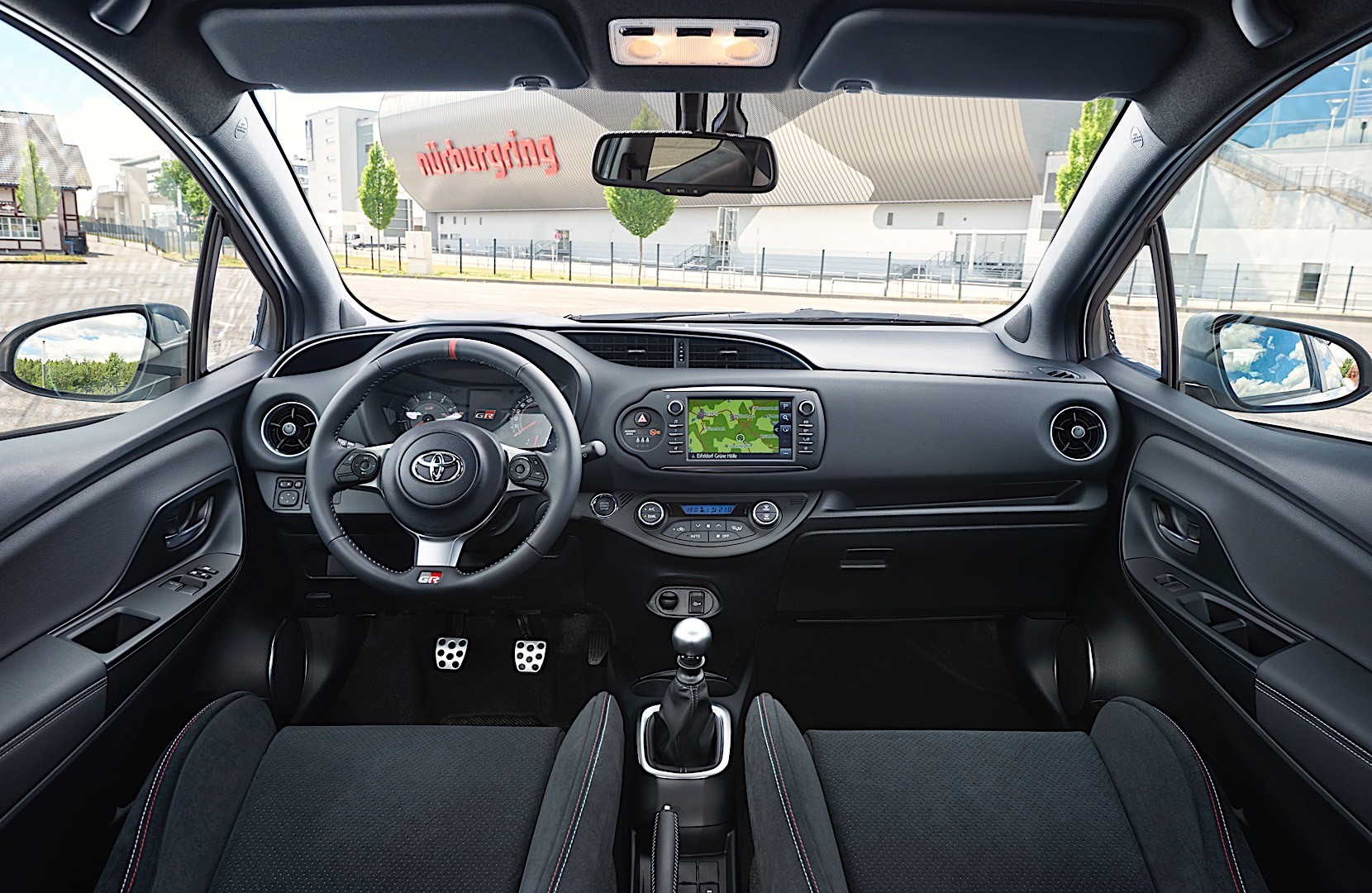 Toyota Yaris 3 Doors photo 29