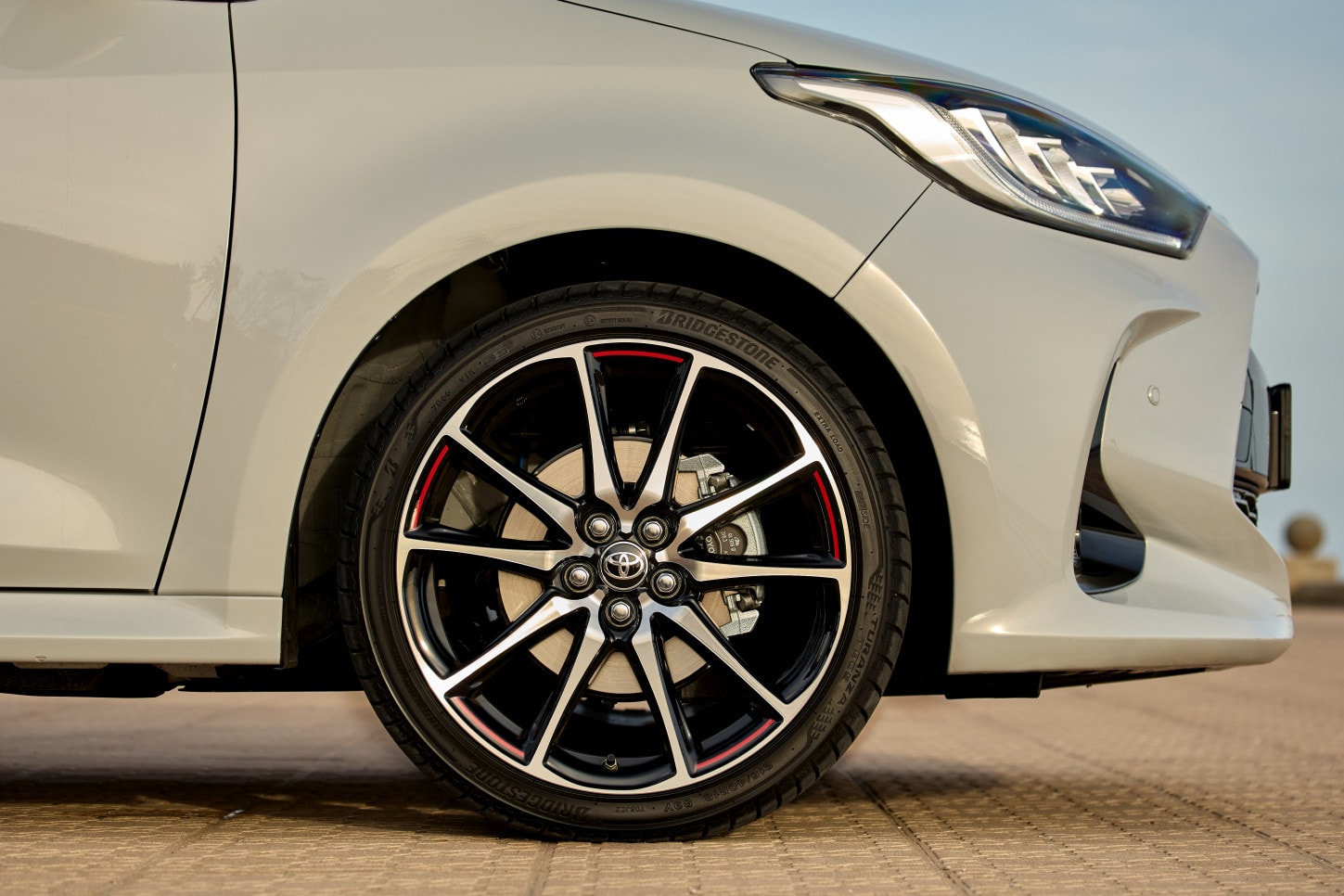 Toyota Yaris 5 Doors photo 92