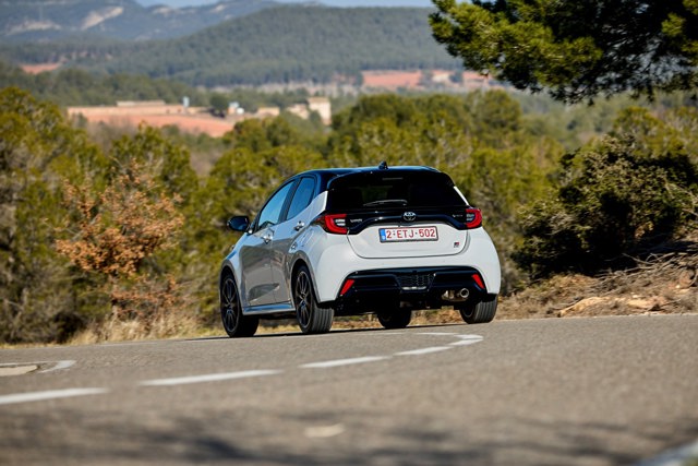 Toyota Yaris 5 Doors photo 105