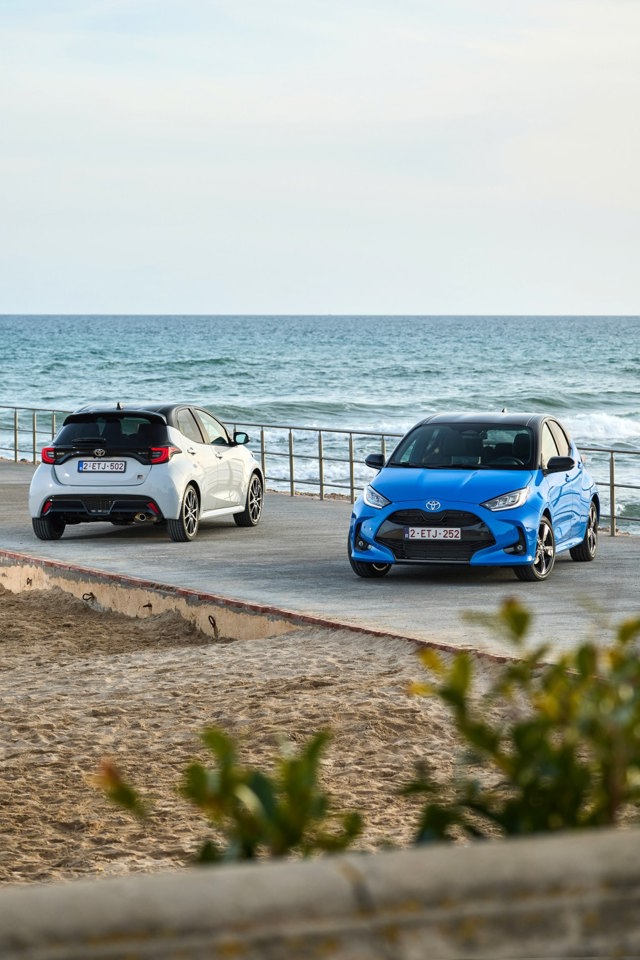 Toyota Yaris 5 Doors photo 3