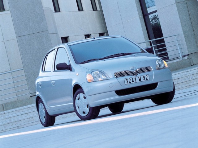Toyota Yaris 5 Doors photo 3