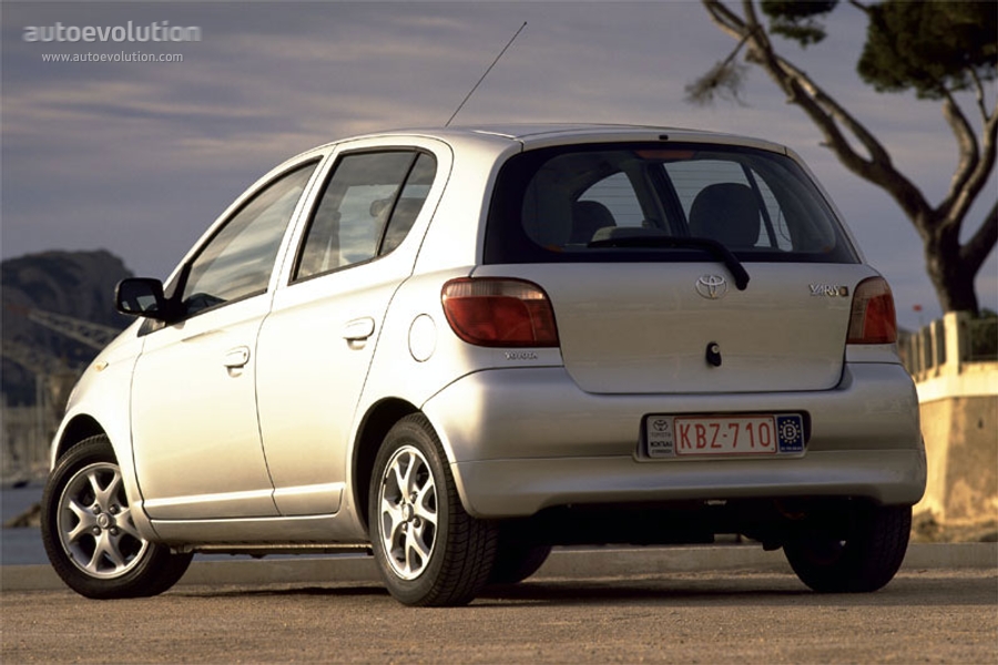 TOYOTA Yaris 5 Doors