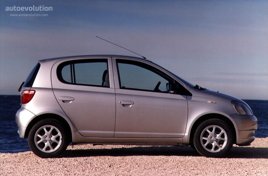 Toyota Yaris 5 Doors photo 2