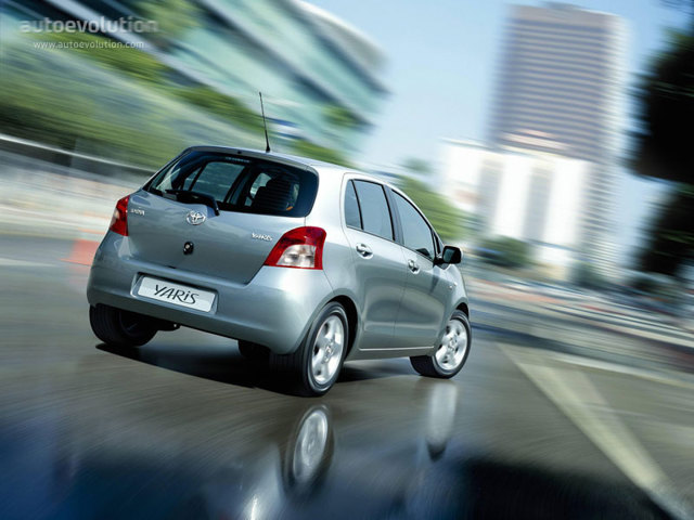 Toyota Yaris 5 Doors photo 8