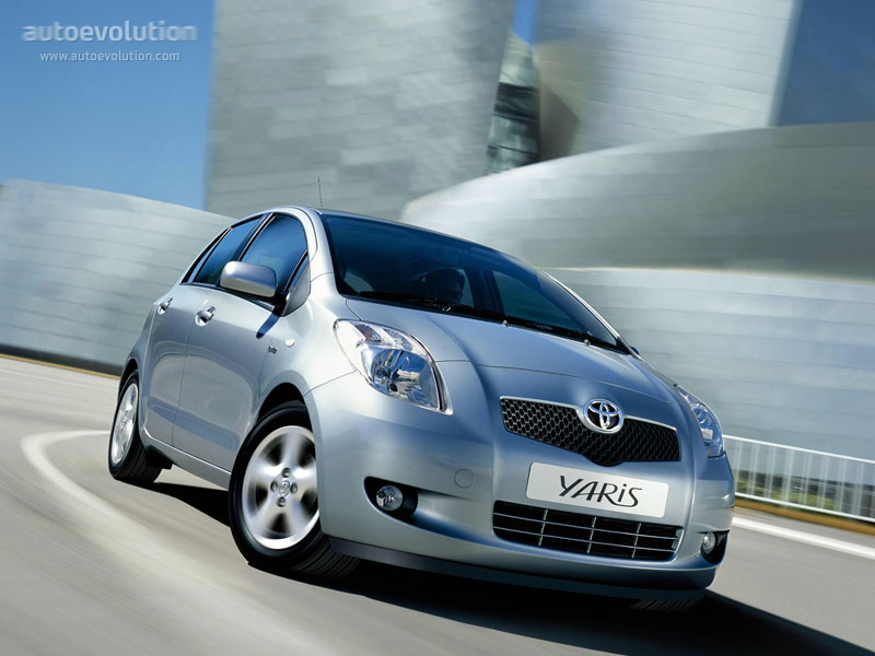 Toyota Yaris 5 Doors photo 4