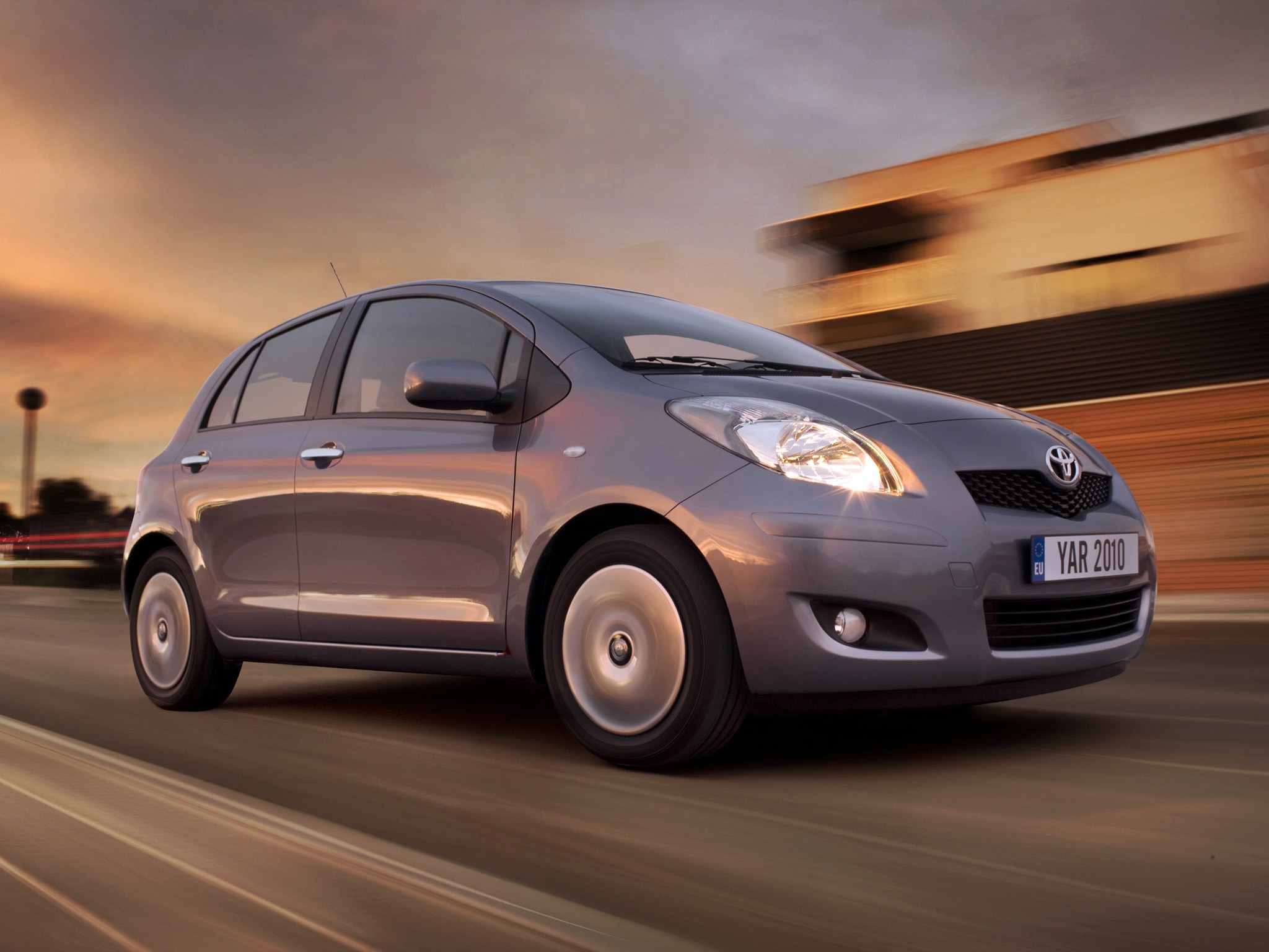 Toyota Yaris 5 Doors photo 25