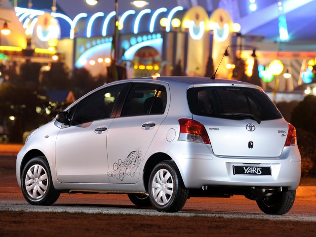 Toyota Yaris 5 Doors photo 40