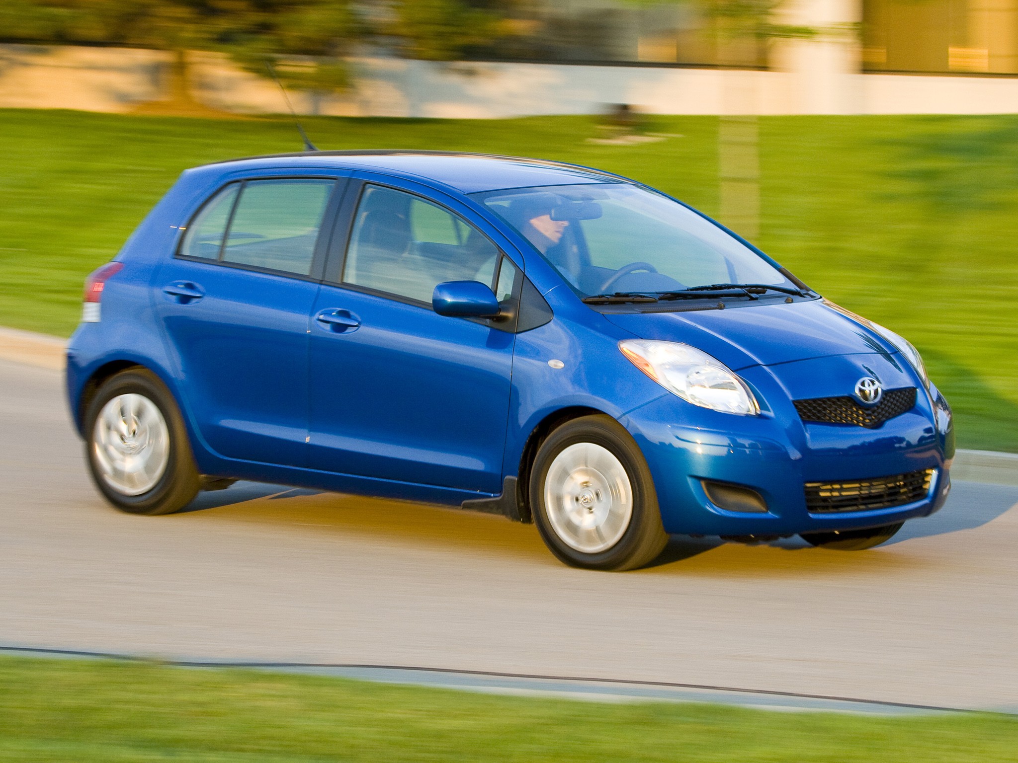 Toyota Yaris 5 Doors photo 47