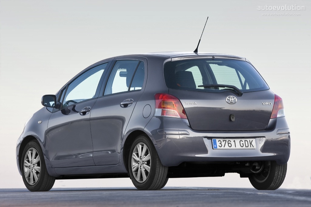 Toyota Yaris 5 Doors photo 10