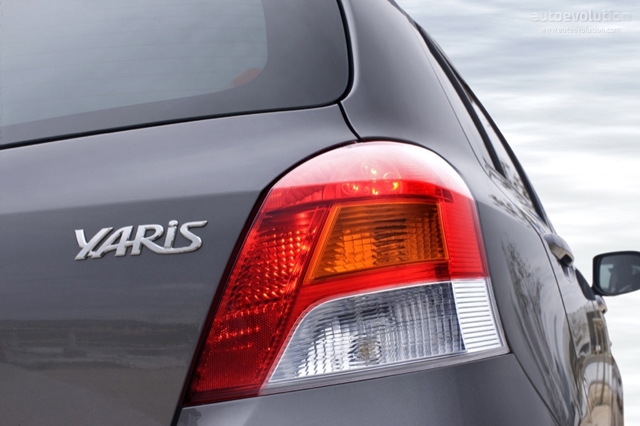 Toyota Yaris 5 Doors photo 13