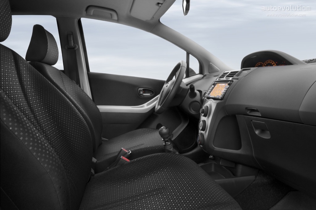 Toyota Yaris 5 Doors photo 50