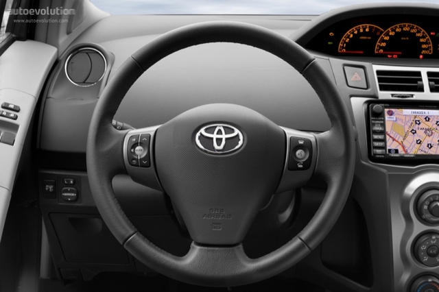 Toyota Yaris 5 Doors photo 51