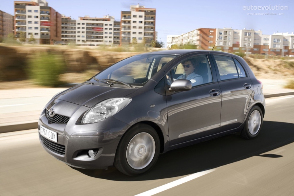 Toyota Yaris 5 Doors photo 4