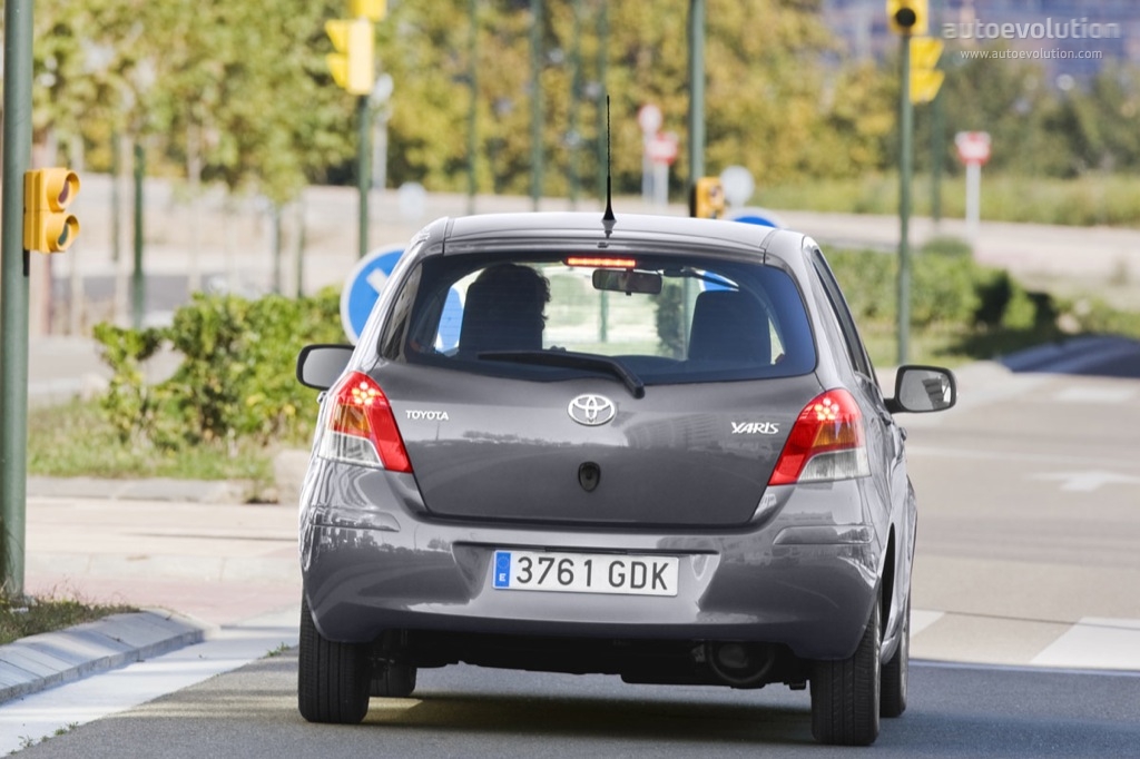 Toyota Yaris 5 Doors photo 7