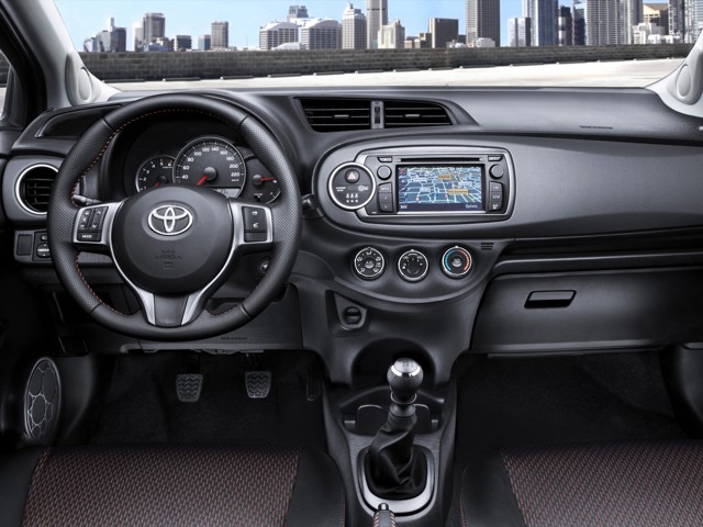 Toyota Yaris 5 Doors photo 53
